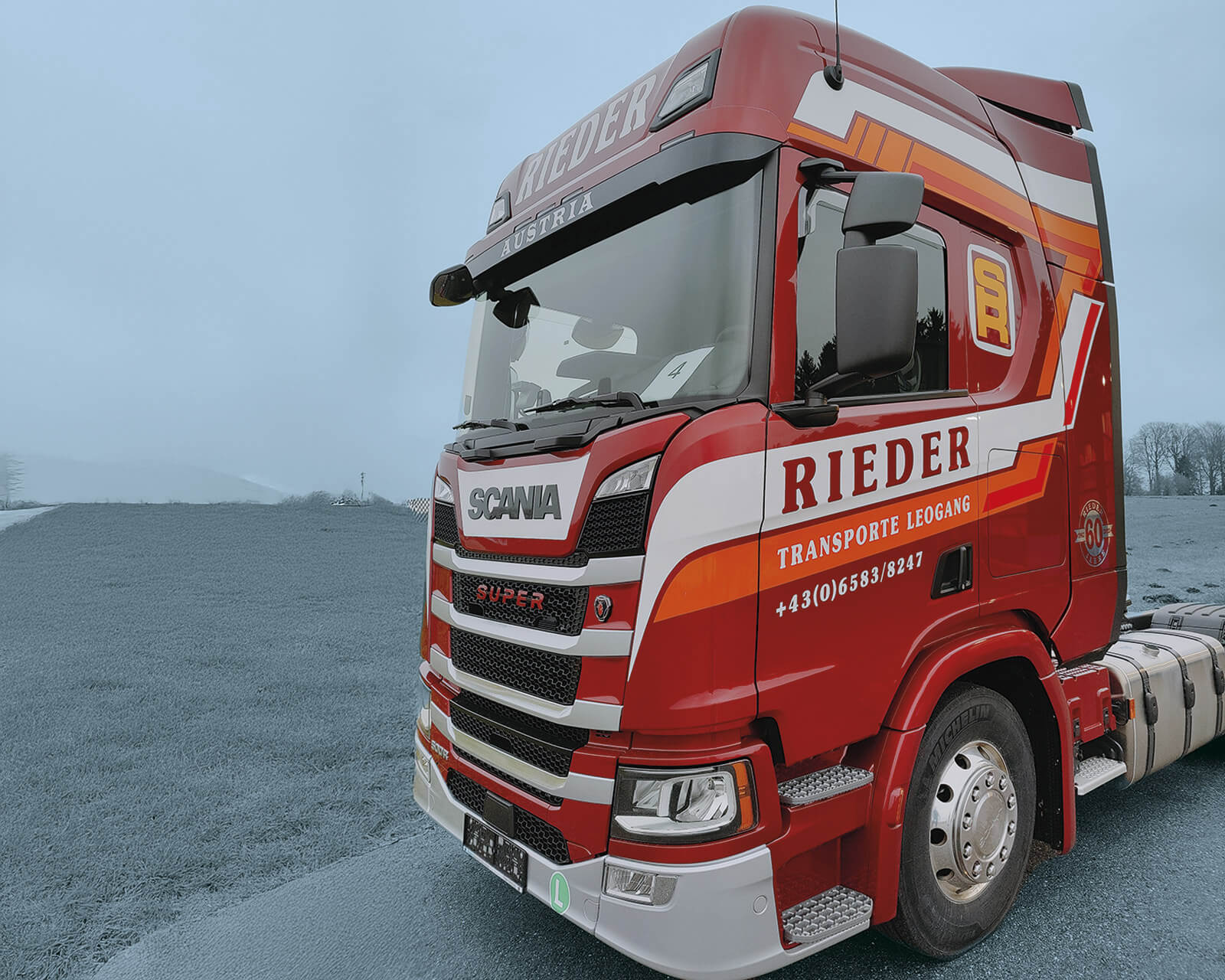 rieder-transport-leogang-schrofner-design
