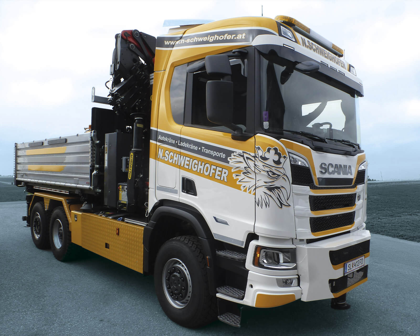 scania-n.scheighofer-schrofner-design